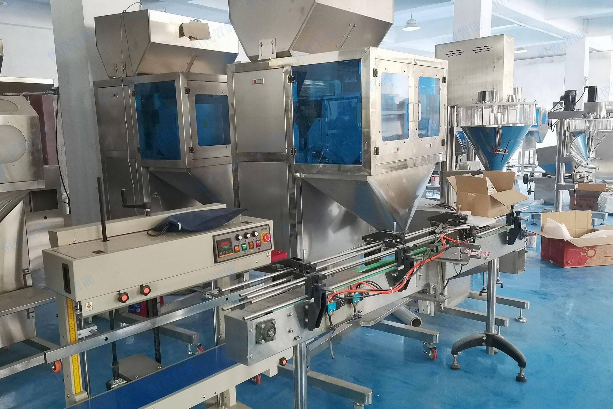 自動定量灌裝機是一種專門用于顆粒粉末、液體膏體等物料定量灌裝的設(shè)備