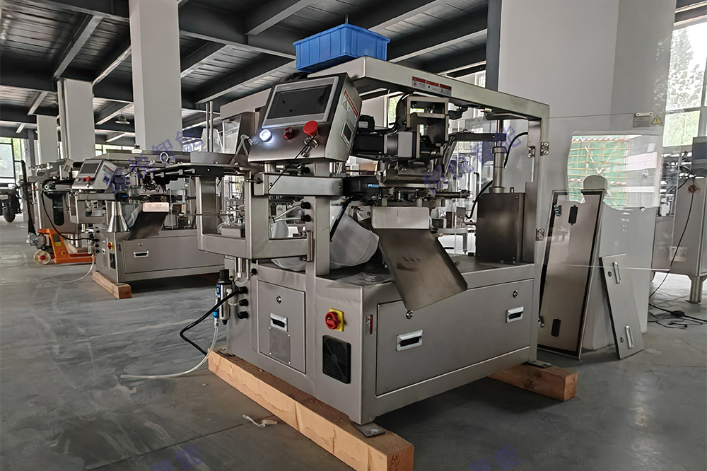 全自動給袋式醬體包裝機(jī)整機(jī)設(shè)計符合GMP標(biāo)準(zhǔn) 全自動給袋式醬體包裝機(jī)整機(jī)設(shè)計符合GMP標(biāo)準(zhǔn)