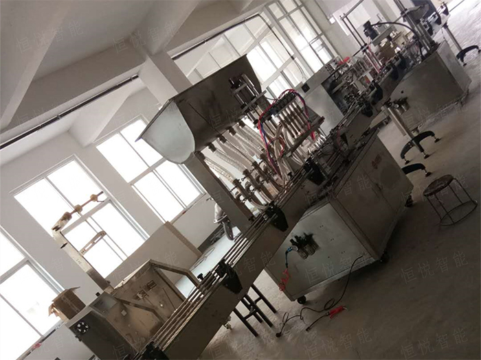 全自動辣椒醬灌裝機生產(chǎn)線設(shè)備 全自動辣椒醬灌裝機生產(chǎn)線設(shè)備