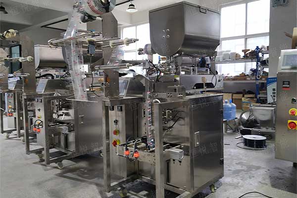 全自動醬體包裝機，價格優(yōu)惠廠家供應(yīng)