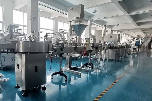 粉體半自動(dòng)包裝機(jī)，通用性強(qiáng)性價(jià)比高